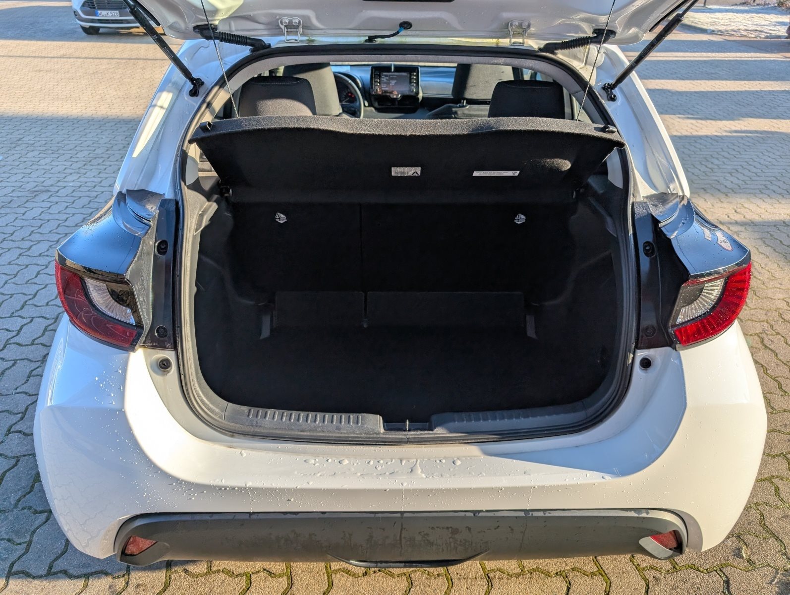 Toyota Yaris – Bild 12