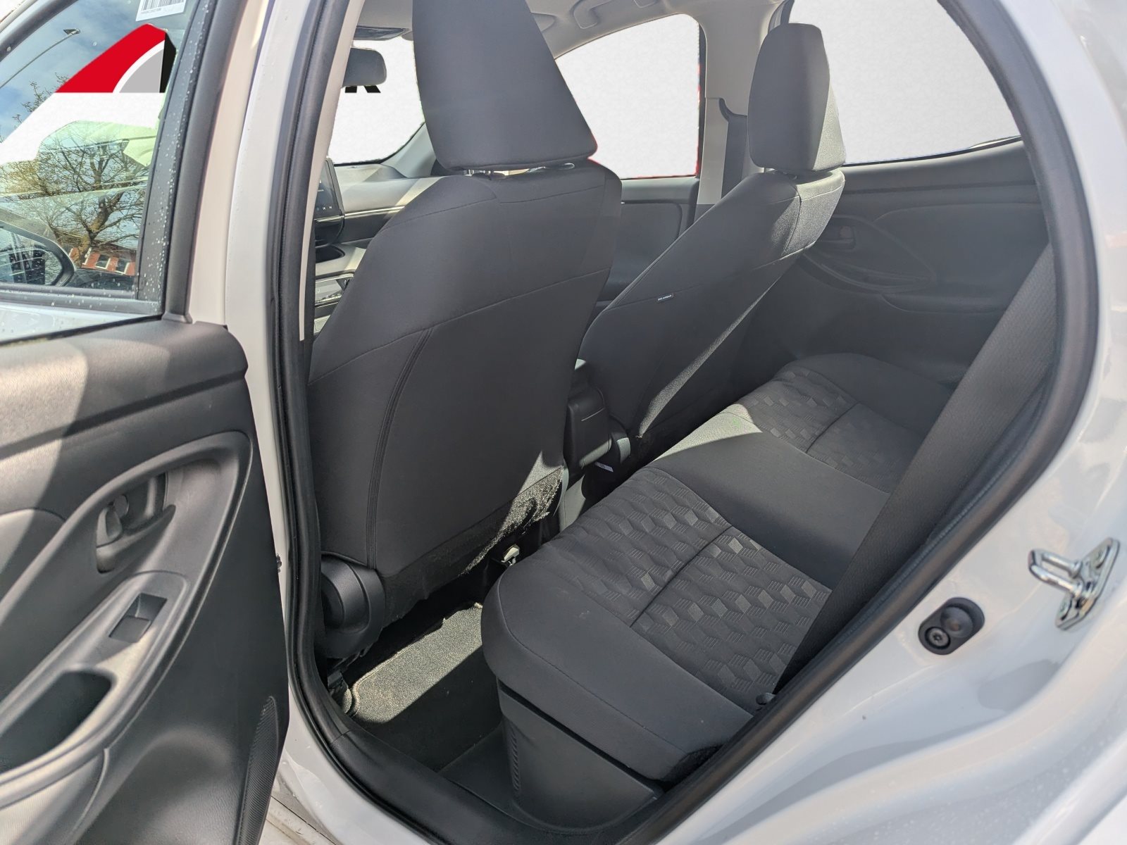 Toyota Yaris – Bild 12
