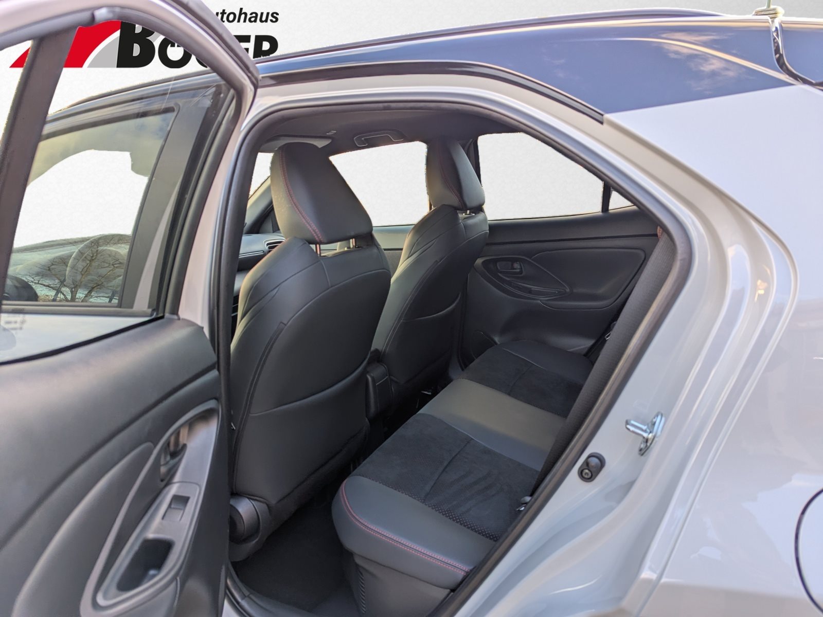 Toyota Yaris Cross – Bild 10