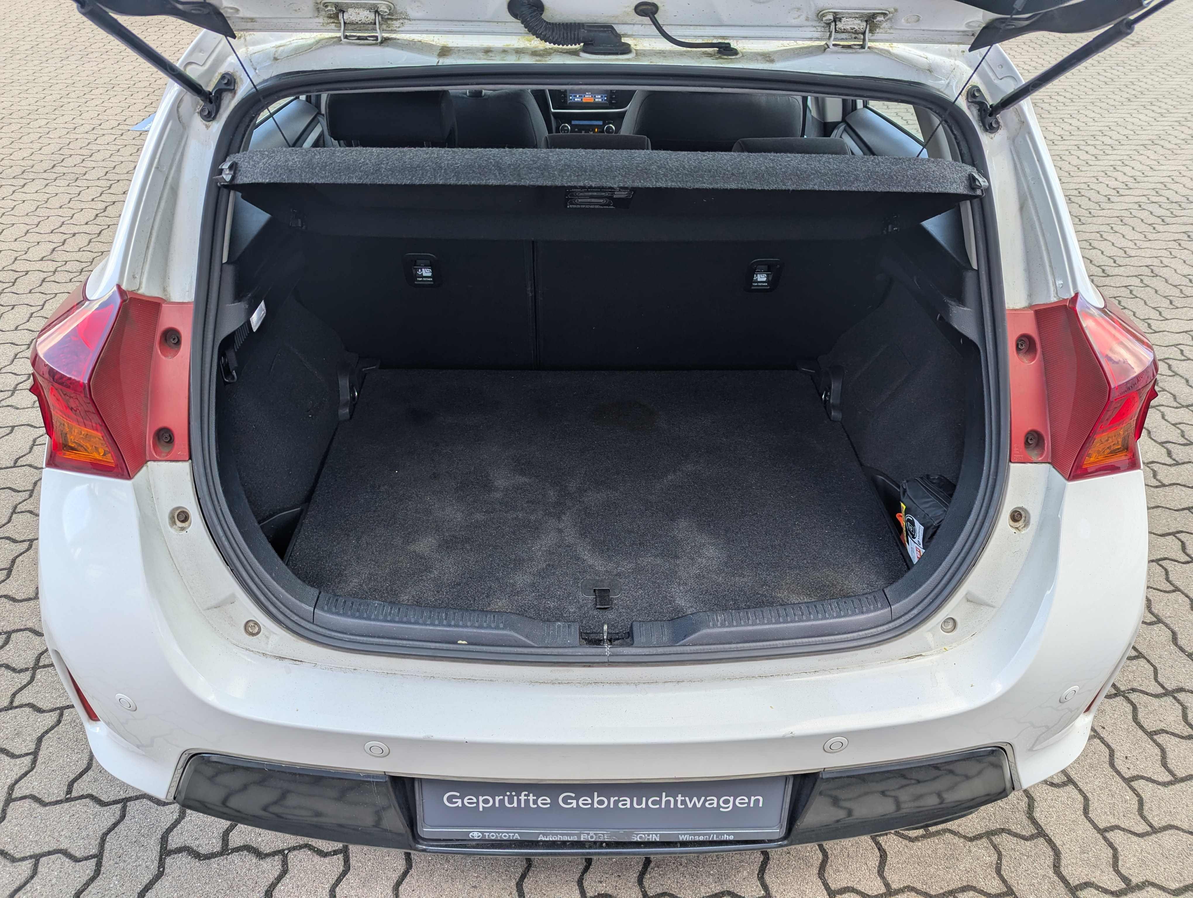 Toyota Auris – Bild 14