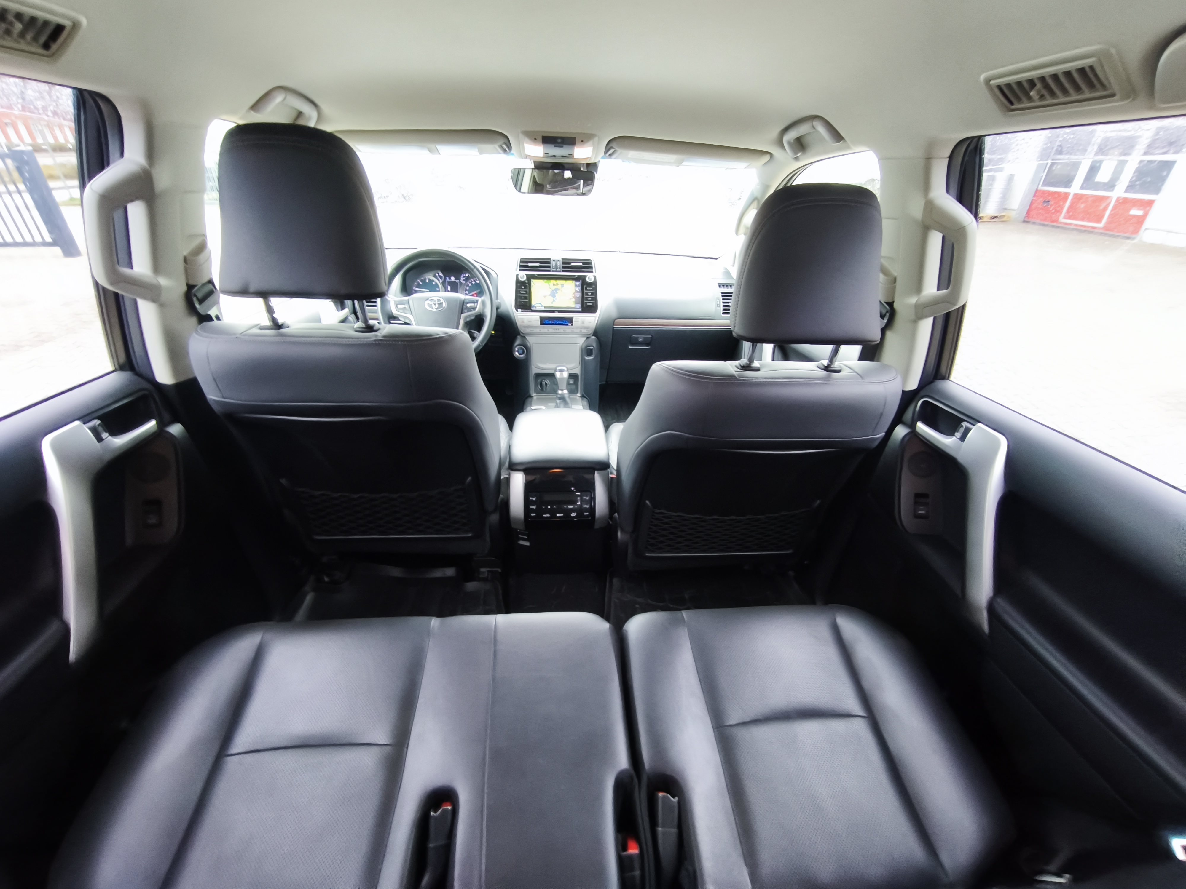 Toyota Land Cruiser – Bild 15