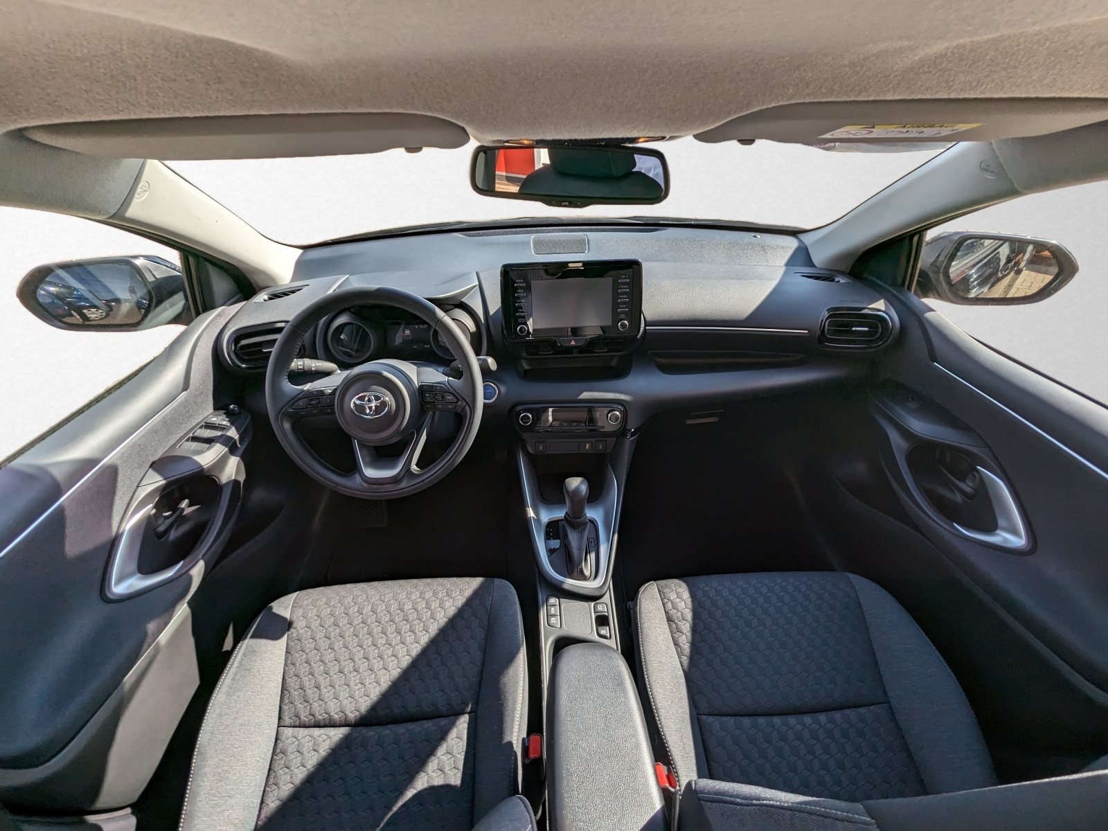 Toyota Yaris – Bild 9